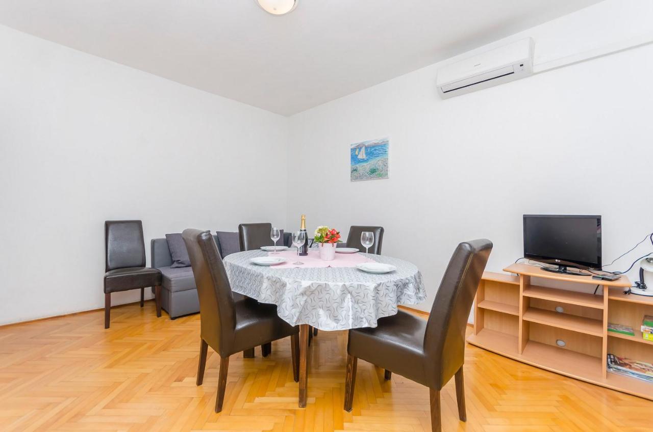 Apartments Zora スタリグラード エクステリア 写真